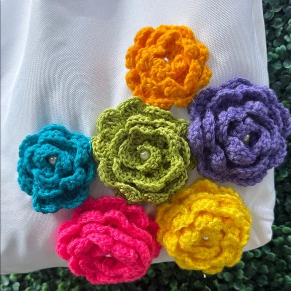 NWOT Handmade Floral White Tote Bag - Picture 3 of 3